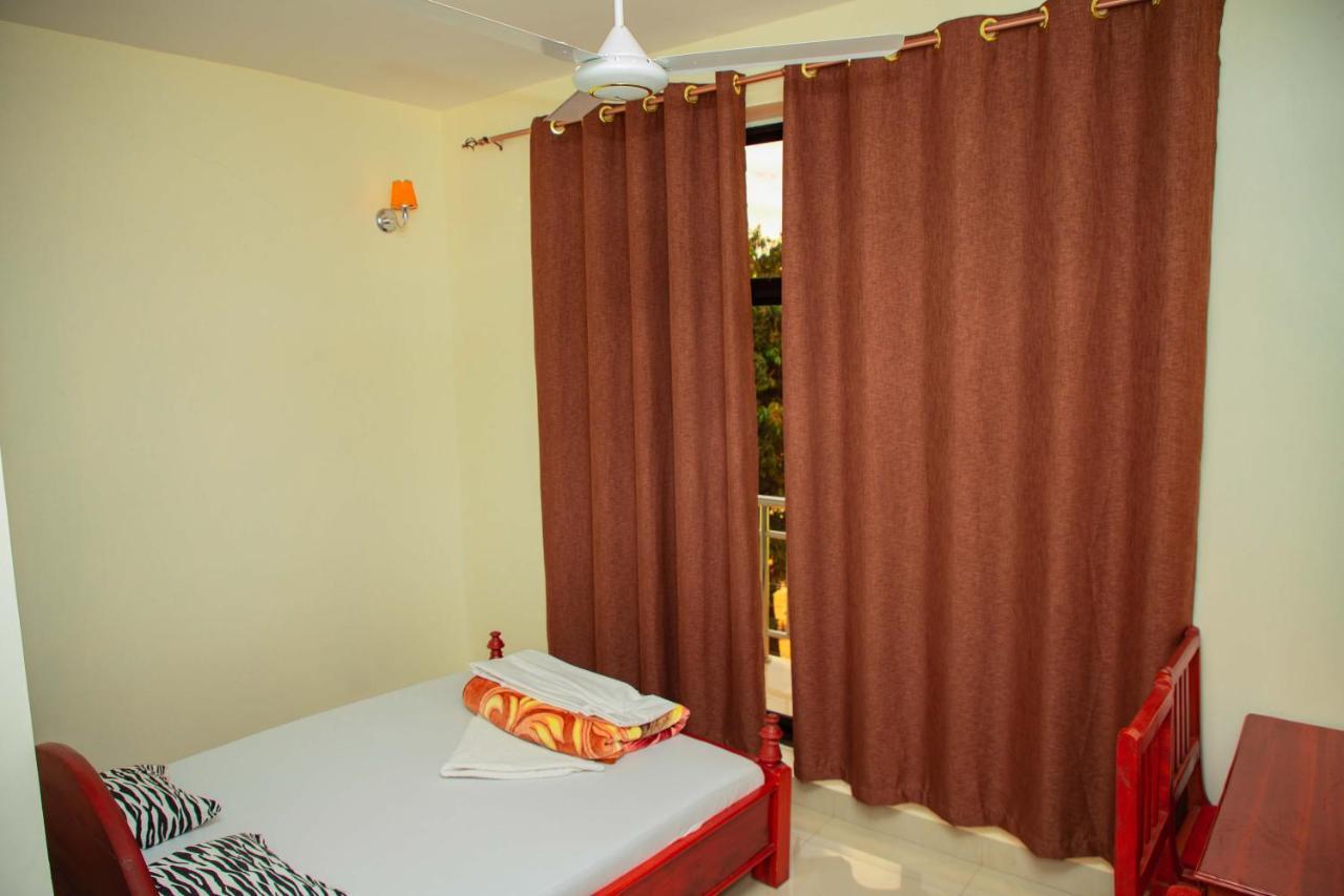 Africa Natural Tours - Kilimanjaro White House Hotel Moshi Exteriér fotografie